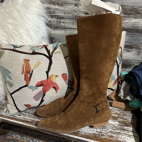 Gucci Suede Boots - Picture 13 of 16